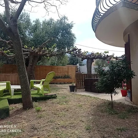 Appartement, Jardin, Piscine, à 15 Minutes Et Espagne Appartement